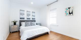 6008 Carlton Way Gallery 8