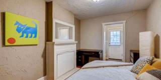 Modern Jefferson Park Living | 3 Bed + 4 Bath Near Restaurants, Breweries & Downtown Denver Gallery 12