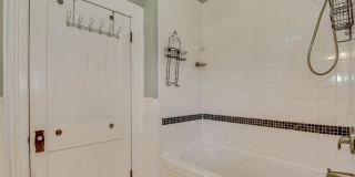 4Br, 2Ba Historic Victorian Gem - 1841 Ohio Ave Gallery 33