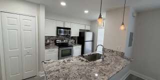 3 BEDROOM 2.5 BATHROOM in Waterside Community!! Gallery 5