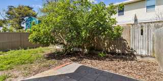 Adorable Beach Townhouse Close to Downtown Gallery 22
