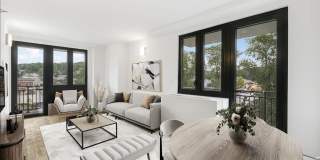 1108 Brown Street Gallery 1