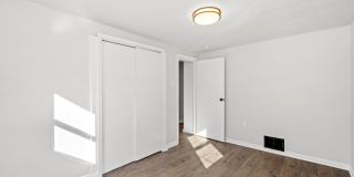 Gorgeous 2 bedroom house in West Mifflin available July 10! Gallery 6