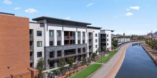 Aura Uptown Gallery 27