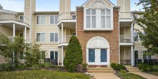 renovated 2-story Crestwood Condo! Situated in this great community is this wonderful 2-bedroom 1.5 bath  condo Gallery 1