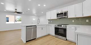 948 E. Waverly St. 948 E. Waverly St. Gallery 1