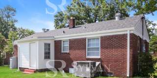 2424 Paxton Street Gallery 15