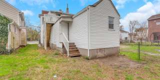 Charming 2BR Duplex in Salem Gallery 36