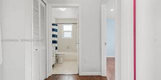 13990 SW 160th Ter Gallery 18