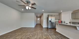 1638 Commendable Court Gallery 7