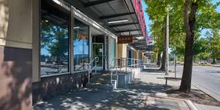 Lane Gallery 60