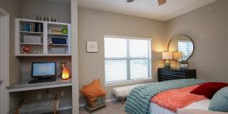 Hollow Tree Park Gallery 23