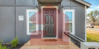 208 East Mosier Street Gallery 7