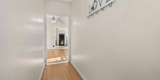 25 Salem Street Gallery 16