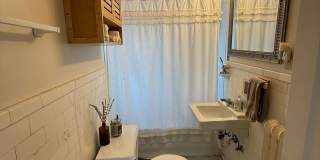 Point Breeze 2 Bed 1 Bath Gallery 15