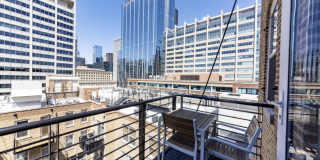 420 S Clinton Gallery 10