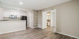 French Place Gallery 13