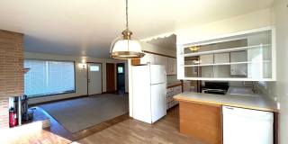 Unique Home in Columbia Neighborhood - 4+ Bedroom 3 Bath - Walnut St Gallery 7