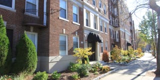 Washington Heights Gallery 10