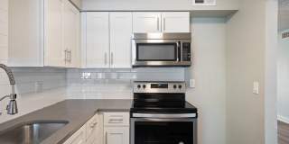Pendleton Heights Apartments Gallery 11