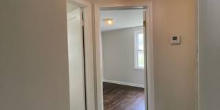 Bright & Inviting 2-Bedroom Home with Large Backyard - $1249.00 Gallery 6