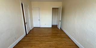 New King Edward Gallery 650