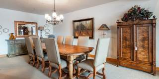 Luxury Townhome at The Cove at Eagle Mountain in Park Meadows Gallery 13