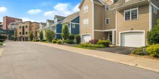 Furnished Pet-Friendly 30-Day Extended Stay Riverfront Condo Gallery 47