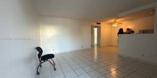 30 SE 4th Ave Gallery 2