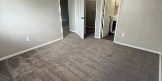 River Walk Apartments Gallery 36