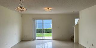 3 Bedroom Townhome in Gated Community Gallery 12