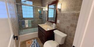 6 N Jasper Gallery 37