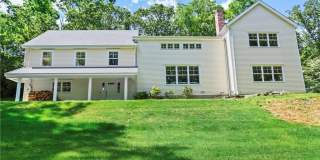220 Burr Street Gallery 1