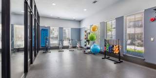 Southpark Crossing Apartments Gallery 12