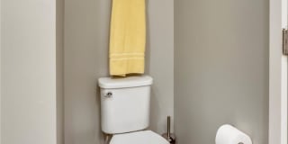 GREAT LOCATION!! Stunning 3BD/3.5BA luxury 4-level townhouse! Gallery 27