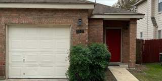 2 Bedroom 2 Bath with Garage Gallery 1