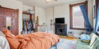 6 bed/2 bath on Rohs St., Mins. from UC for Only $600/pp ($3,600/mo)! $250 SIGN ON BONUS FOR LTO!!! Gallery 25