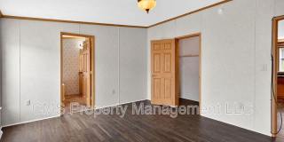 15 W Redwood Ave Gallery 25