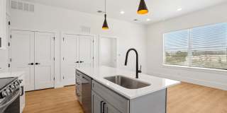 6418 Maple Gallery 58