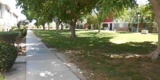Spacious 2 story Townhouse with Community Pool Gallery 23