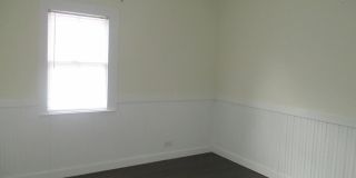 611 Johnson Street- OFFERING 1 MONTH FREE WITH A YEAR'S LEASE! Historic Downtown living! New paint and flooring throughout! New appliances! Recent price reduction! Gallery 22