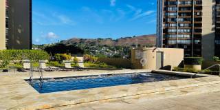 Rarely available 1-bedroom 1-bath condo in 21 Craigside Gallery 19