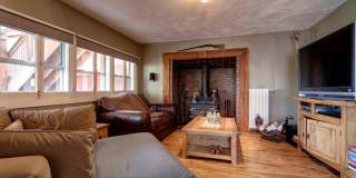 Bungalow in Desirable Highlands! Location Matters! Gallery 22