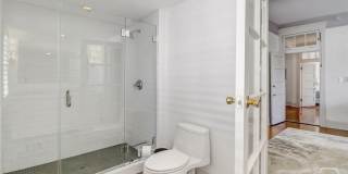 602 E Victory Drive Gallery 28