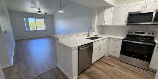 ANNUAL RENTAL - KEY ROYAL CONDO -THIRD FLOOR- 2 BED-1 BATH Gallery 1