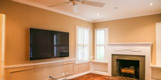 3-BEDROOM W/ SPARKLING POOL IN ALAMO HEIGHTS Gallery 4