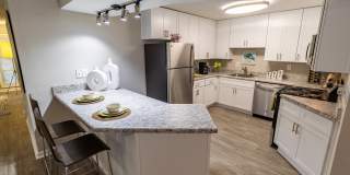 Seven Pines Gallery 34