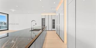 5 Grove Isle Gallery 8