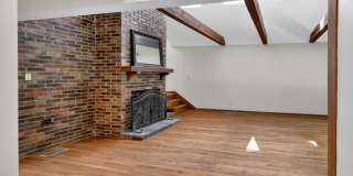 4631 Graceland Avenue Gallery 6