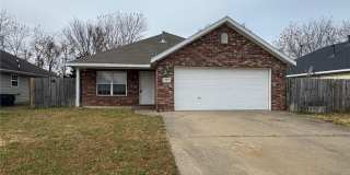 745 Applegate  LN Gallery 1